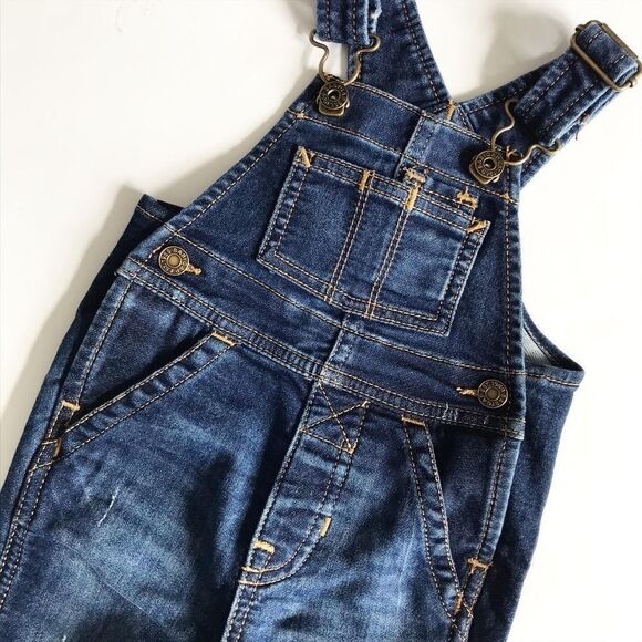 BABygap stretchy dark denim overalls EUC 3-6m - Picture 2 of 4